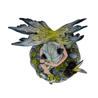 Hada con gato con alas