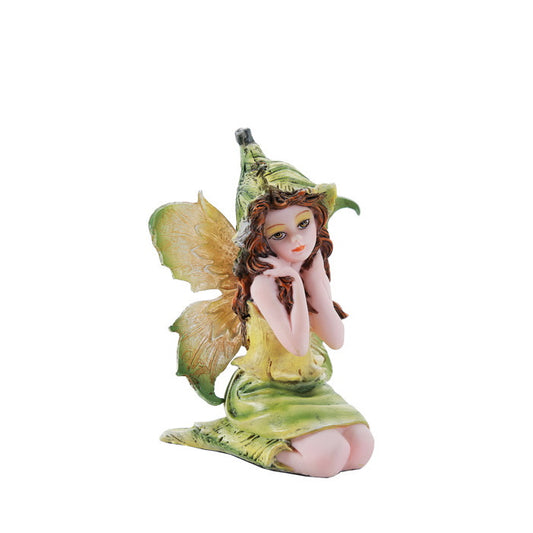 Hada Pequeña Verde Sentada